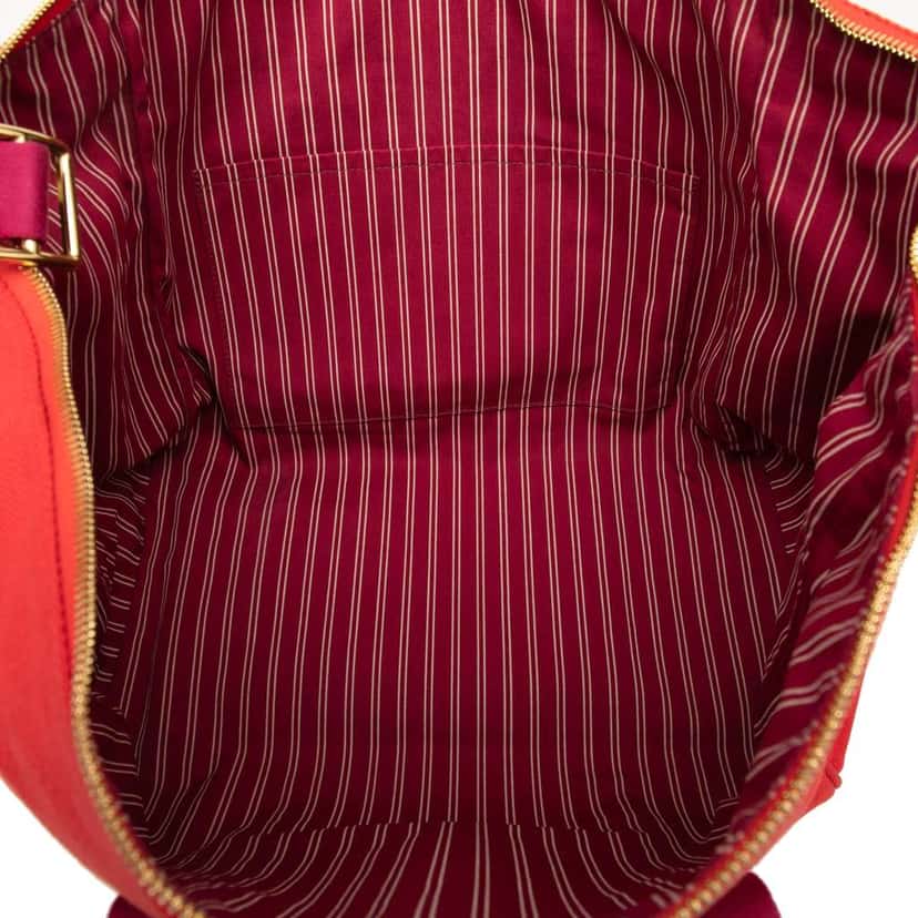 Louis Vuitton LV Cup Antigua Sac Weekend Red Canvas Good condition - Model View