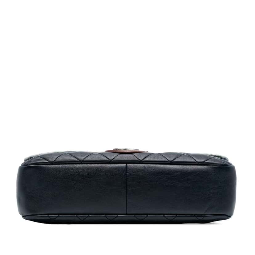 Chanel Large Tricolor Quilted Lambskin Country Chic Flap Blue Leather Very good condition - Inside View