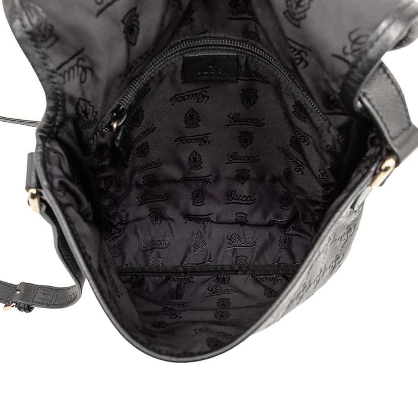 Gucci Guccissima Crossbody Black Leather Good condition - Model View