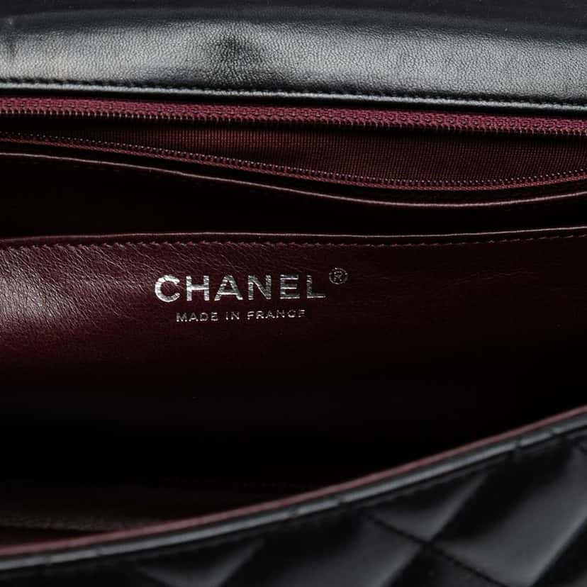 Chanel Jumbo Classic Lambskin Single Flap Black Leather Good condition - Box View