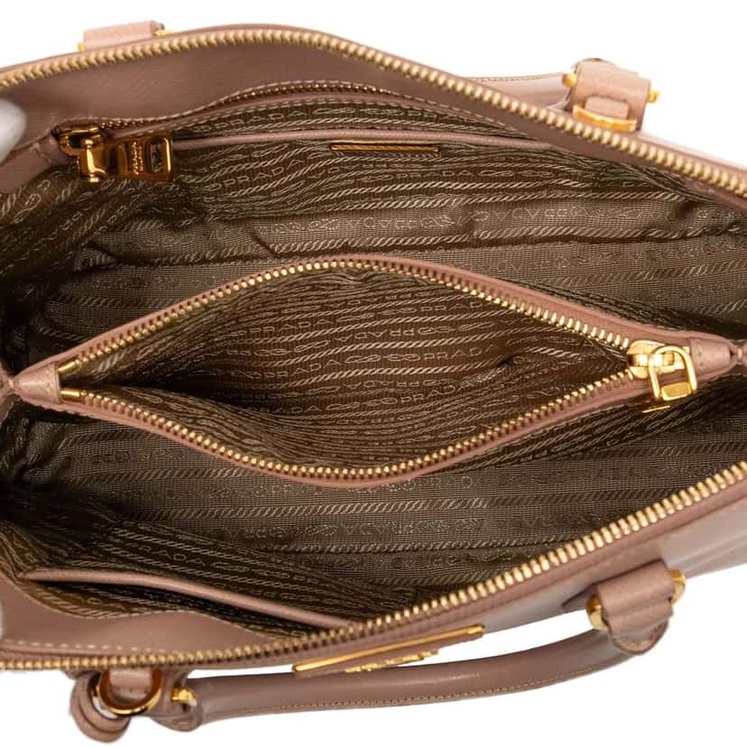 Prada Medium Saffiano Lux Promenade Satchel Brown Leather Very good condition - Model View