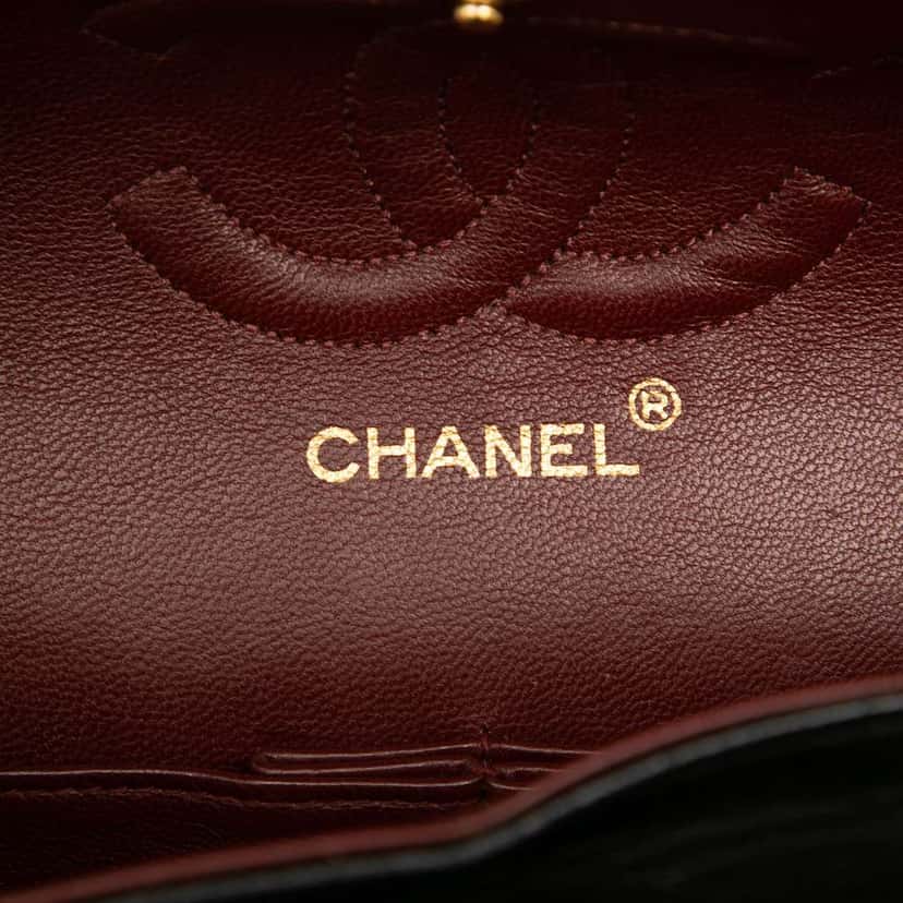 Chanel Medium Classic Lambskin Double Flap Black Leather Good condition - Box View