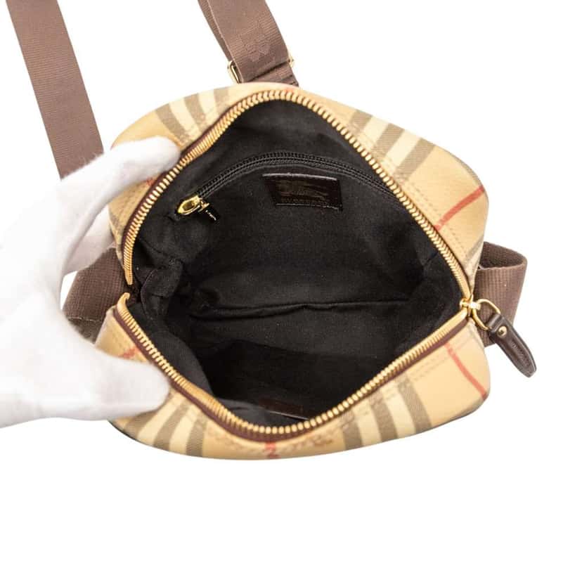 Burberry Haymarket Check Coated Canvas Crossbody Brown Canvas Good condition - Model View