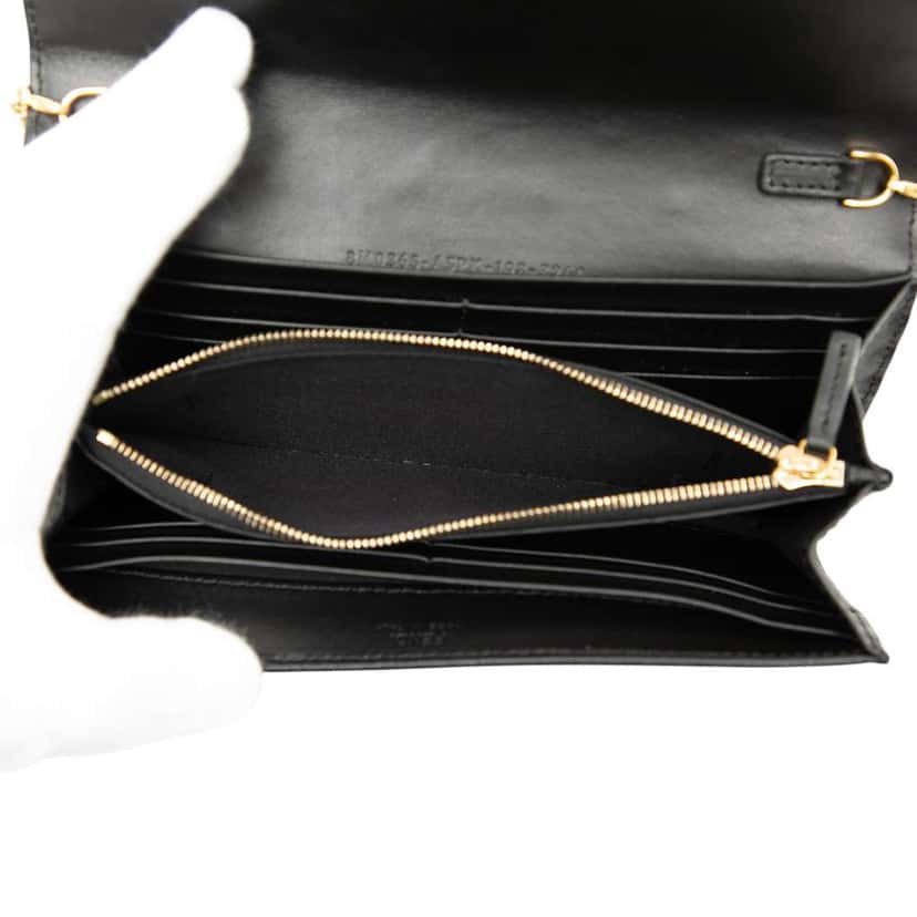 Fendi Studded Leather F is Fendi Continental Envelope Wallet On Chain Black Leather Good condition - Model View