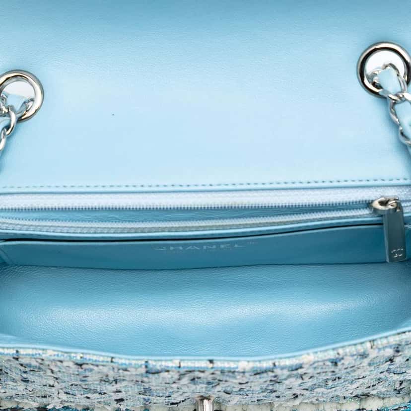 Chanel Mini Rectangular Classic Tweed Braided Single Flap Blue Tweed Good condition - Model View