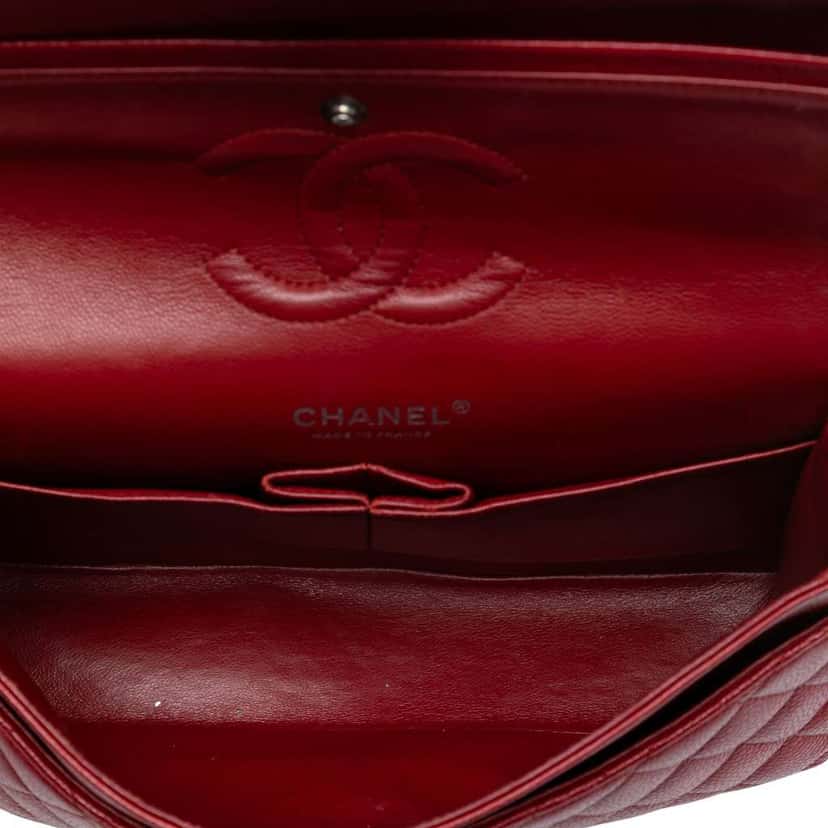 Chanel Medium Classic Caviar Double Flap Red Leather Very good condition - Model View