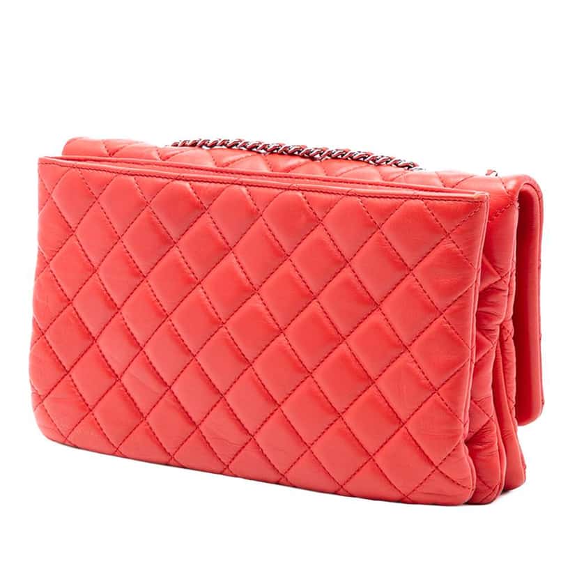 Chanel Jumbo Quilted Calfskin Tender Touch Flap Red Leather Good condition - Back View