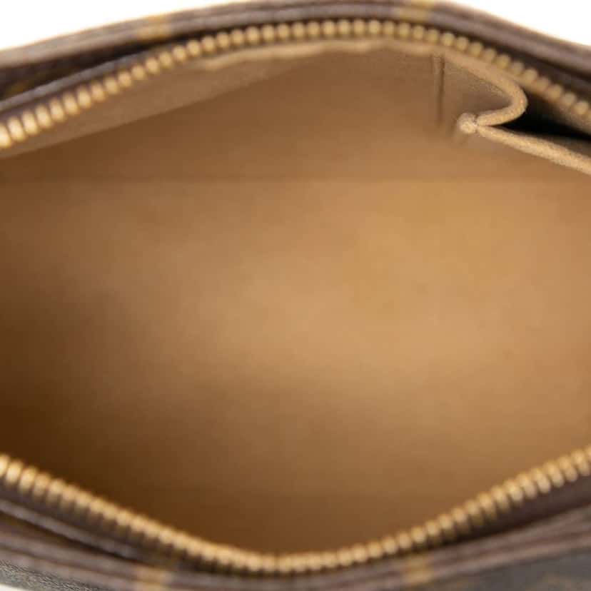 Louis Vuitton Monogram Looping MM Brown Good condition - Model View