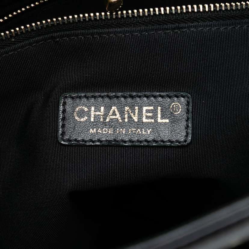 Chanel Large Quilted Lambskin 31 Shopping Bag Black Leather Good condition - Box View