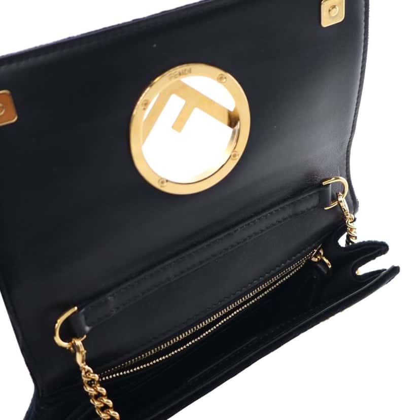 Fendi Velvet F is Fendi Kan I Wallet on Chain Black Leather Good condition - Model View