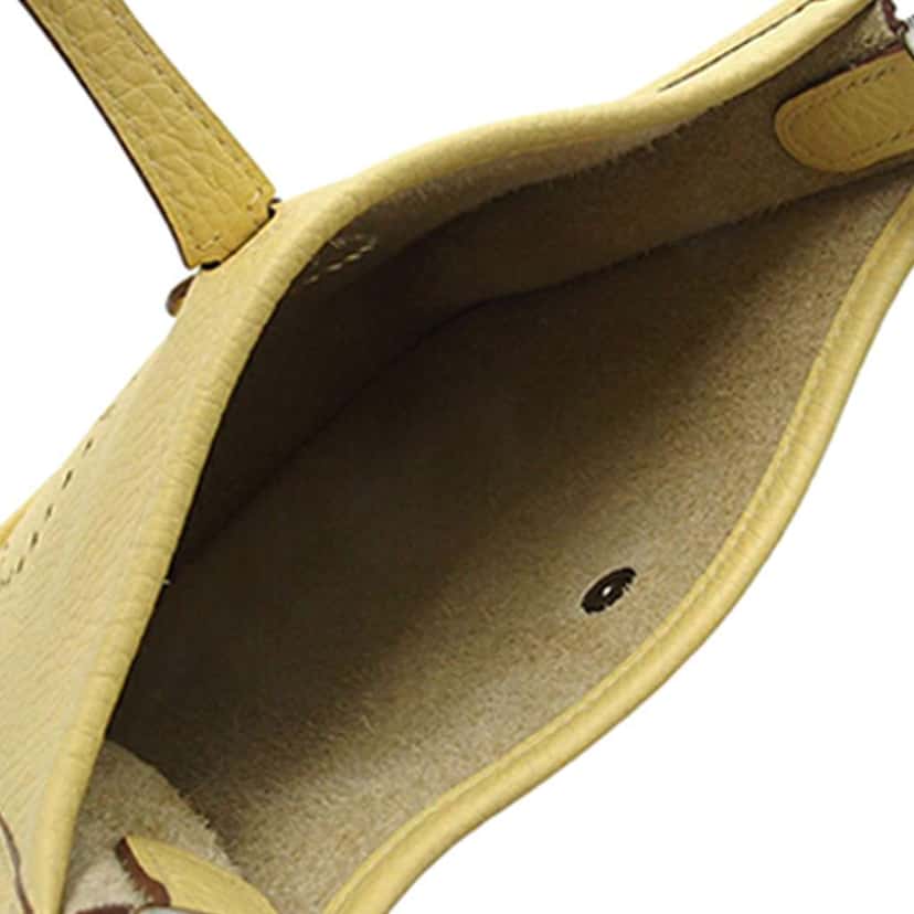 Hermès Clemence Evelyne TPM Yellow Leather Good condition - Model View