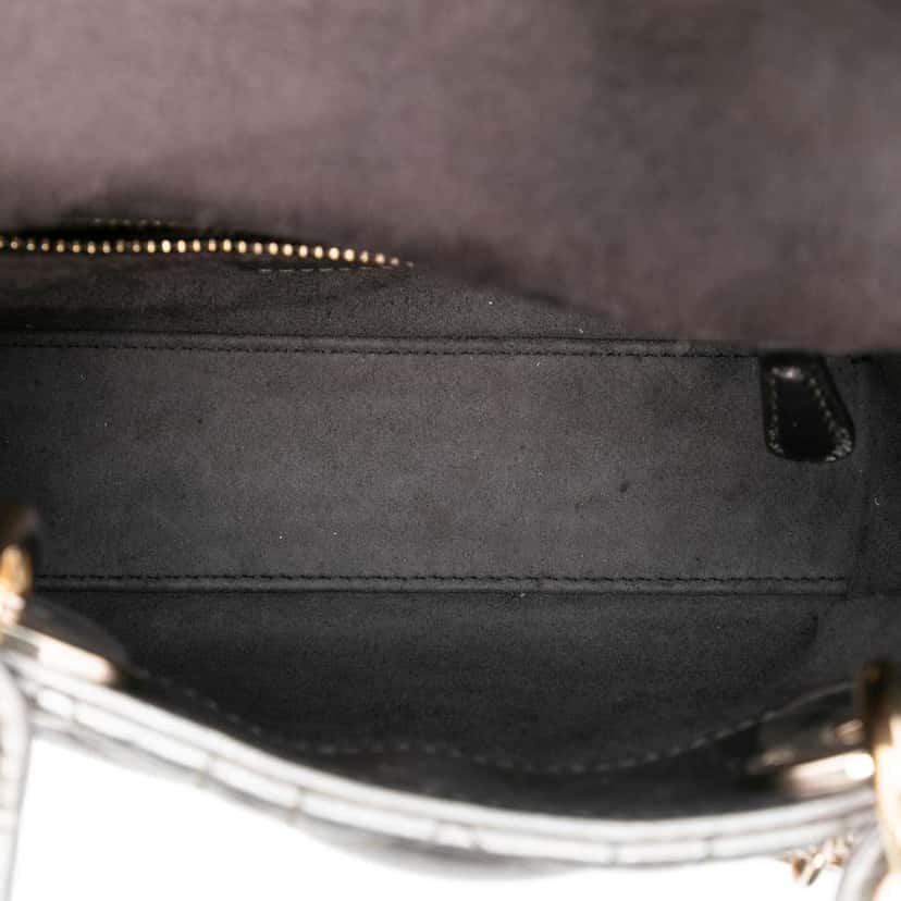 Dior Mini Metallic Lambskin Cannage Lady Dior Silver Leather Good condition - Model View