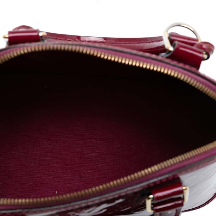 Louis Vuitton Monogram Vernis Alma BB Red Leather Good condition - Model View