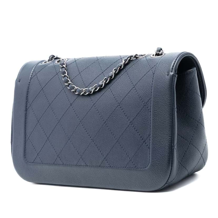 Chanel CC Diamond Stitch Caviar Flap Blue Leather Good condition - Back View