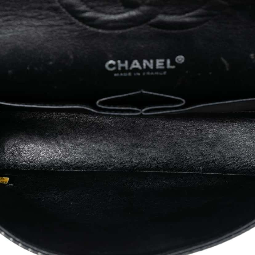 Chanel Medium Classic Perforated Lambskin Double Flap Black Leather Very good condition - Model View