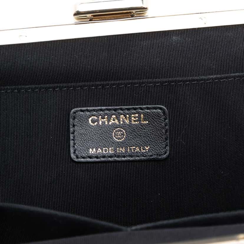 Chanel Quilted Tweed Kisslock Clutch Black Tweed Good condition - Box View