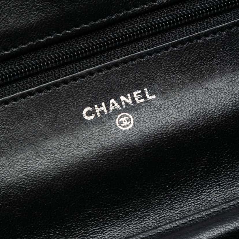 Chanel CC Embossed Lambskin Camellia Wallet On Chain Black Leather Good condition - Box View