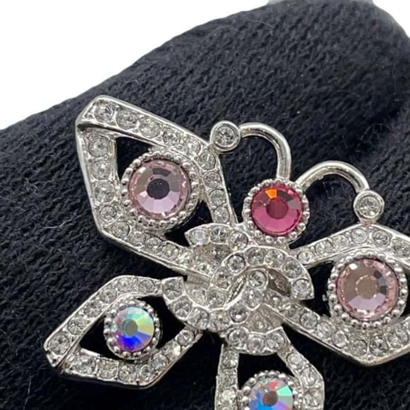 Chanel CC Silver Plated Crystal Butterfly Push Back Earrings Silver Metal Good condition - Box View