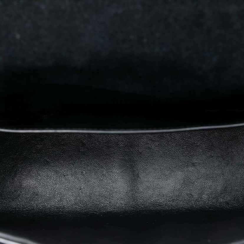 Saint Laurent Large Patent Vicky Crossbody Black Leather Very good condition - Model View
