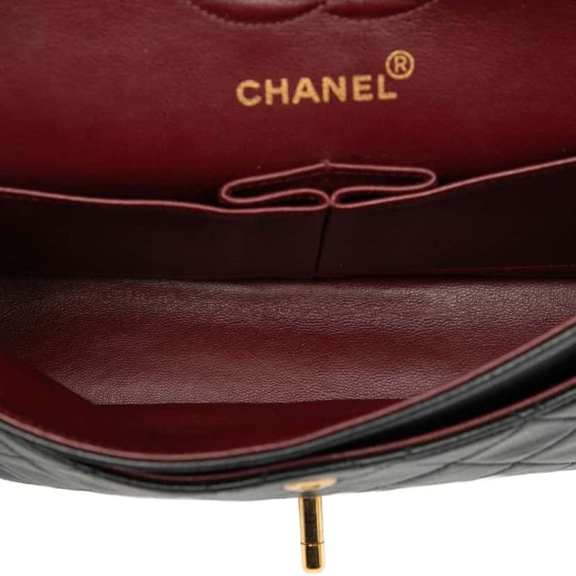 Chanel Small Classic Lambskin Double Flap Black Leather Good condition - Model View