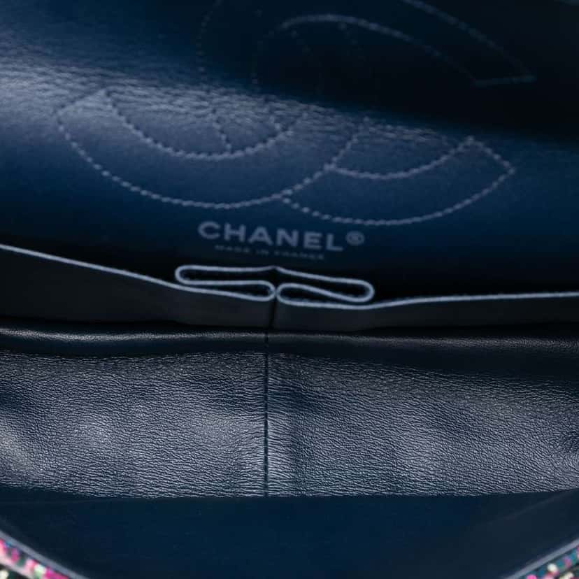 Chanel Reissue 2.55 Tweed Double Flap 226 Pink Tweed Good condition - Model View