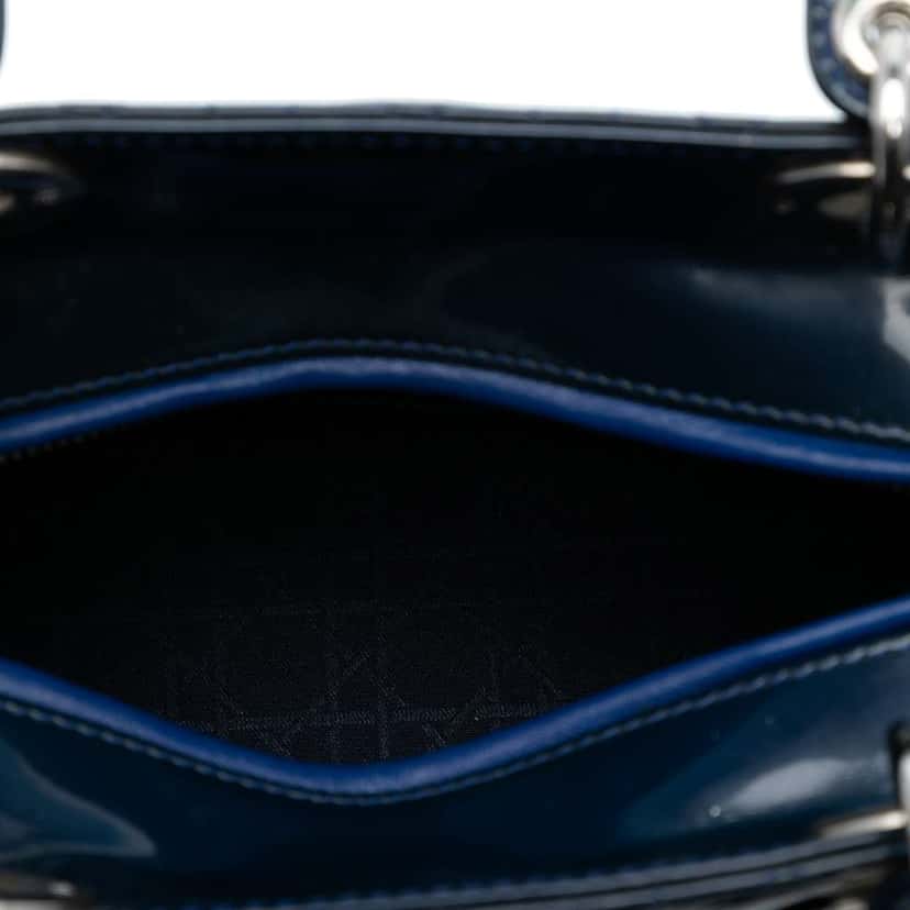 Dior Medium Patent Cannage Lady Dior Blue Leather Very good condition - Model View