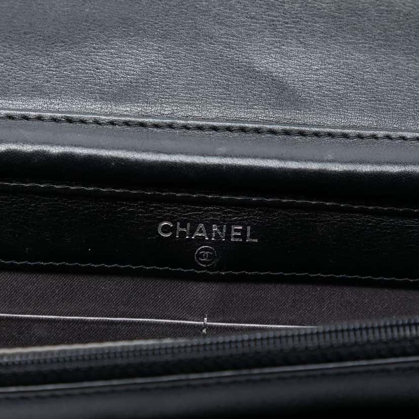Chanel Studded Lambskin CC Wallet on Chain Black Leather Very good condition - Box View