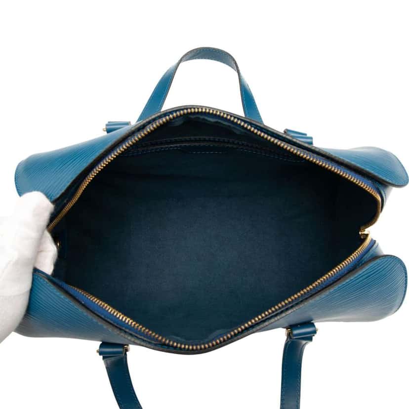 Louis Vuitton Epi Soufflot Blue Leather Good condition - Model View