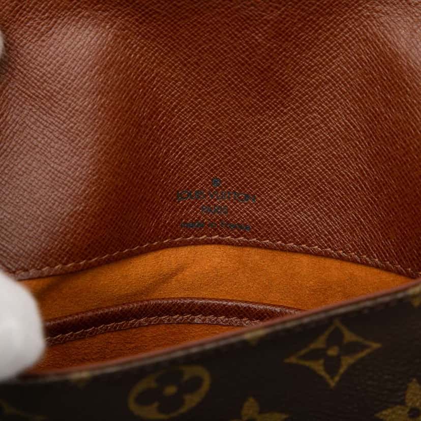 Louis Vuitton Monogram Musette Salsa Short Strap Brown Good condition - Box View