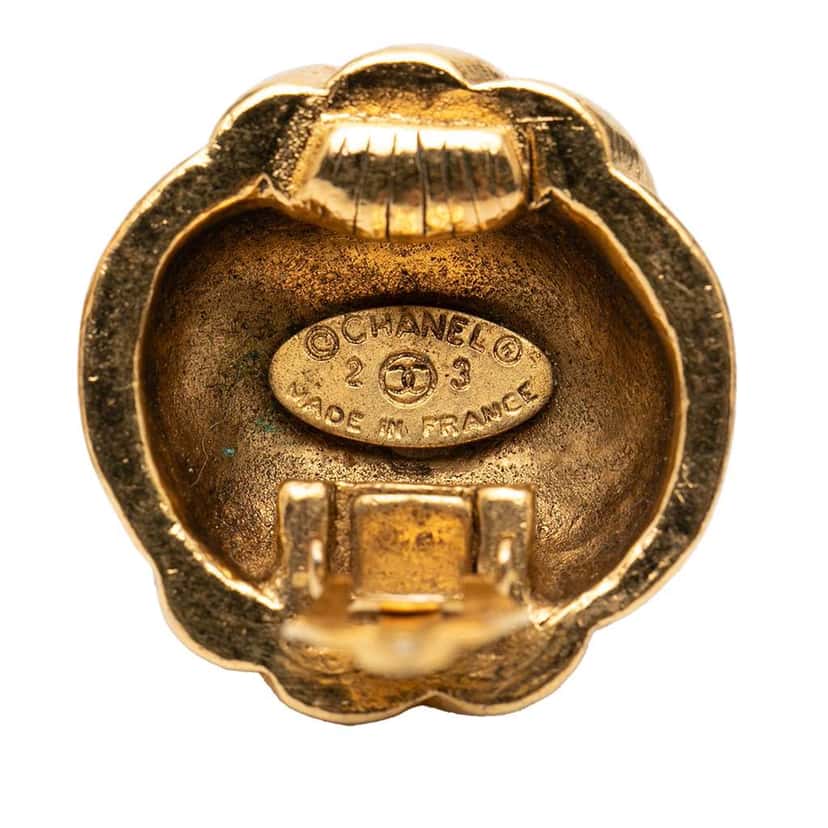 Chanel CC Gold Plated Swirl Clip on Earrings Gold Metal Good condition - Inside View