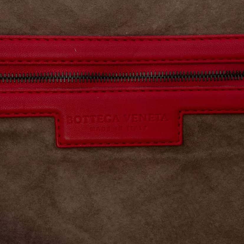 Bottega Veneta Large Nappa Intrecciato Nodini Crossbody Red Leather Good condition - Box View