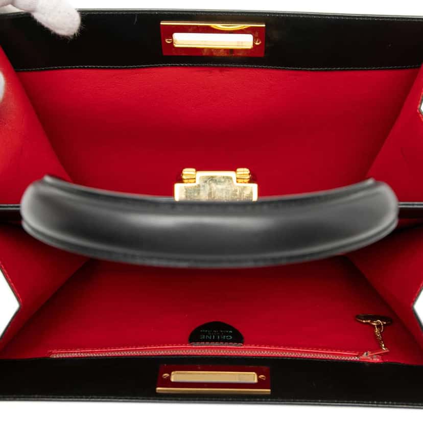Celine Leather Handbag Black Leather Good condition - Model View