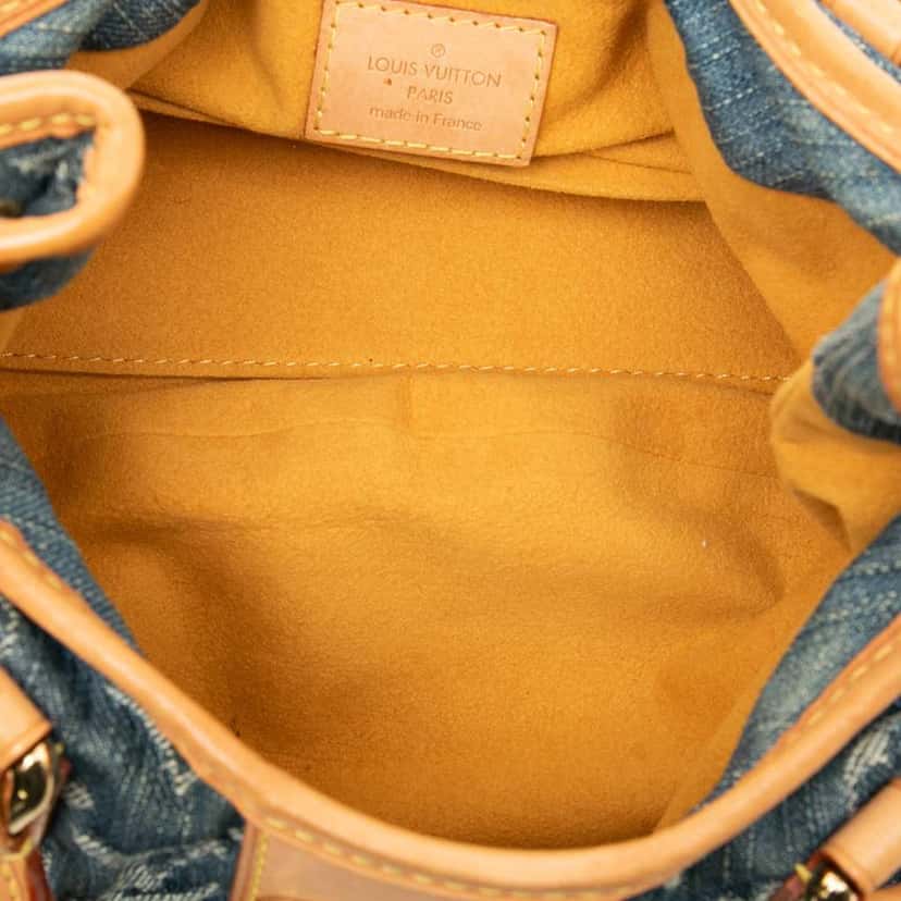 Louis Vuitton Monogram Denim Pleaty Blue Denim Good condition - Model View