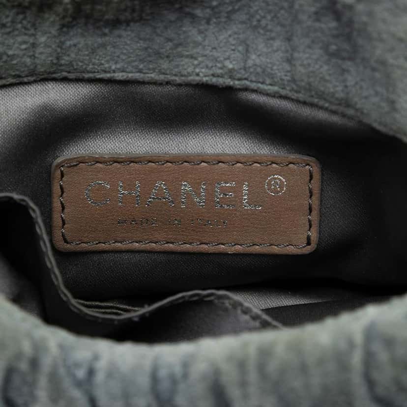 Chanel Paris Moscou Mini Velvet Bubble Quilt Flap Grey Velvet Very good condition - Box View
