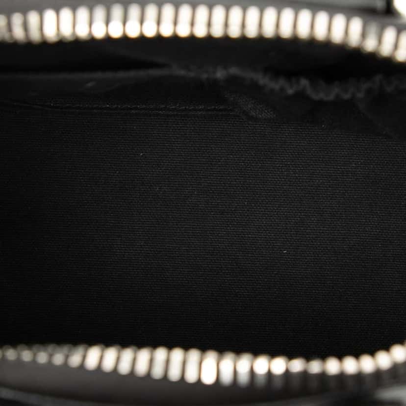 Givenchy Mini Sugar Goatskin Antigona Satchel Black Leather Good condition - Model View