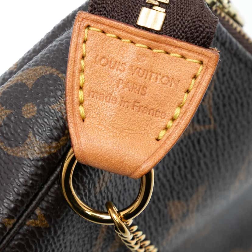 Louis Vuitton Monogram Mini Pochette Accessoires Brown Very good condition - Box View
