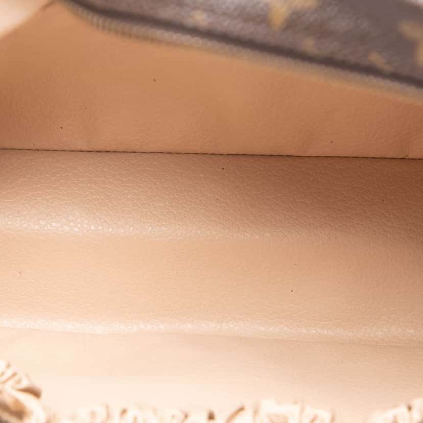 Louis Vuitton Monogram Trousse Toilette 28 Brown Good condition - Model View