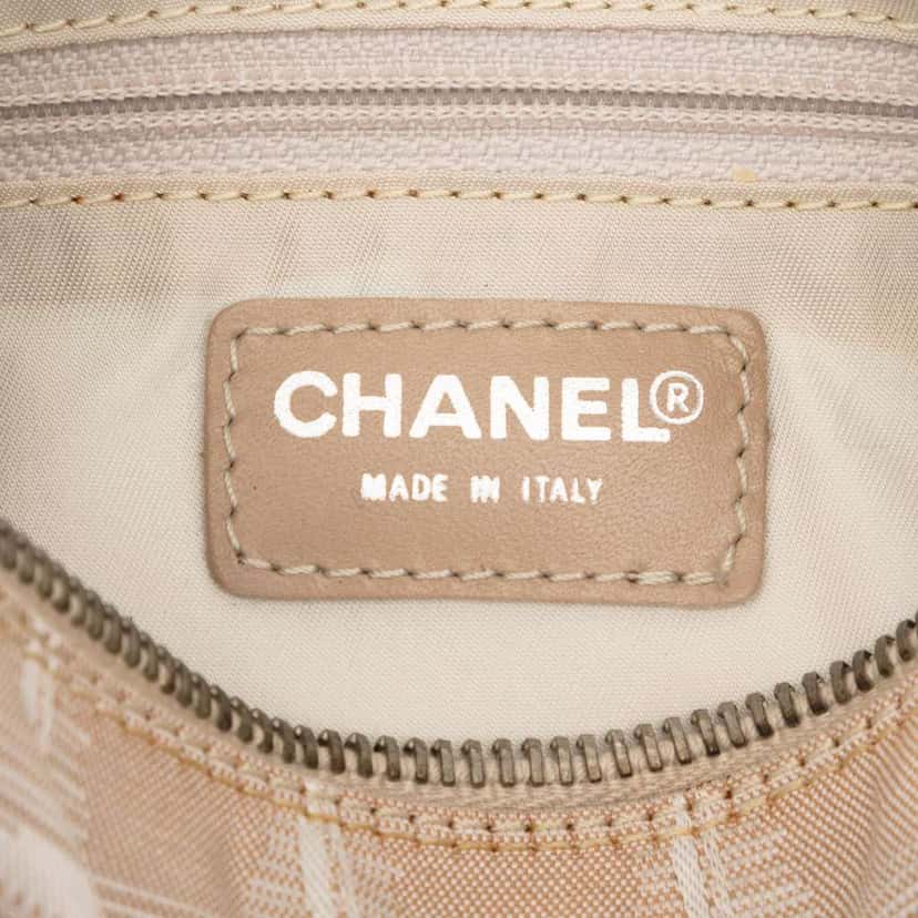 Chanel New Travel Line Nylon Barrel Shoulder Bag Brown Good condition - Box View