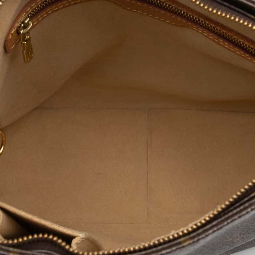 Louis Vuitton Monogram Looping GM Brown Good condition - Model View