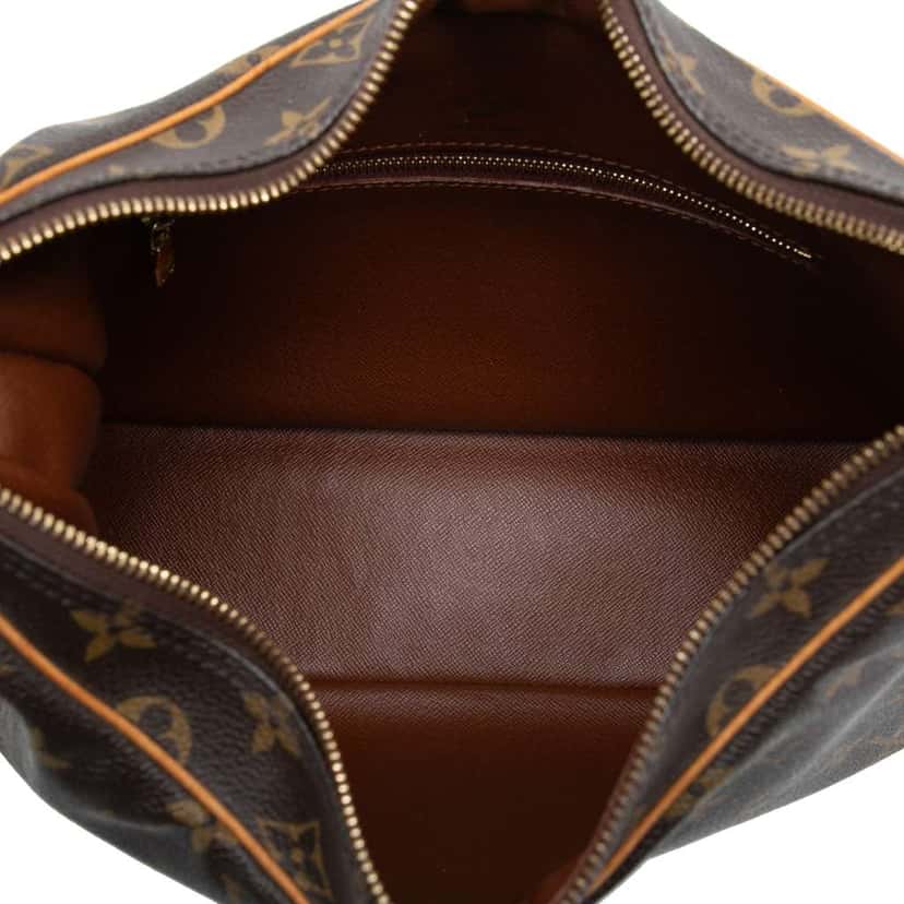 Louis Vuitton Monogram Boulogne 30 Brown Good condition - Model View