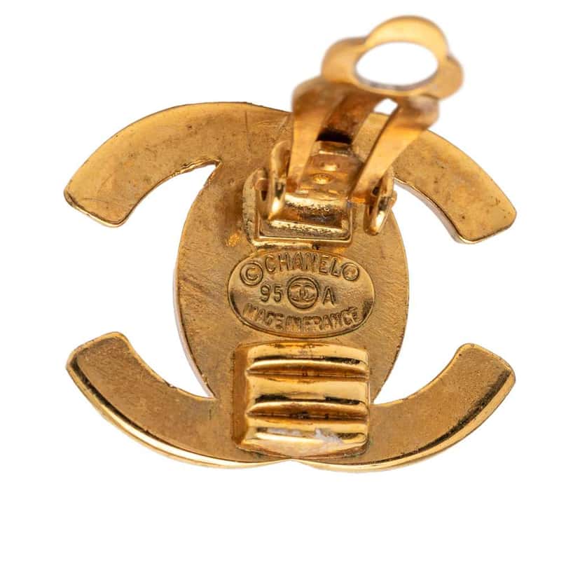 Chanel Gold Plated CC Turn Lock Clip on Earrings Gold Metal Good condition - Inside View