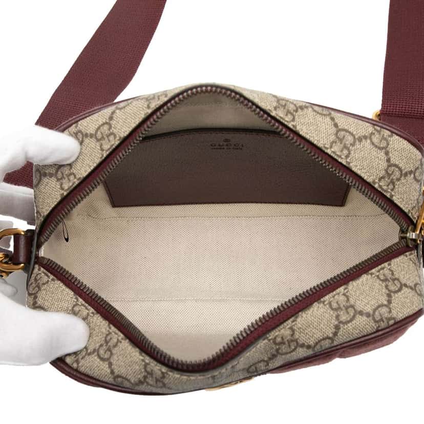 Gucci Small Quilted Mini GG Canvas and GG Supreme Double G Crossbody Red Canvas Very good condition - Model View