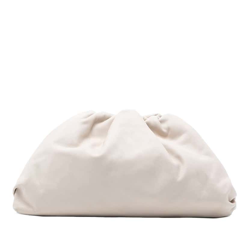 Bottega Veneta Lambskin The Pouch White Leather Good condition - Front View