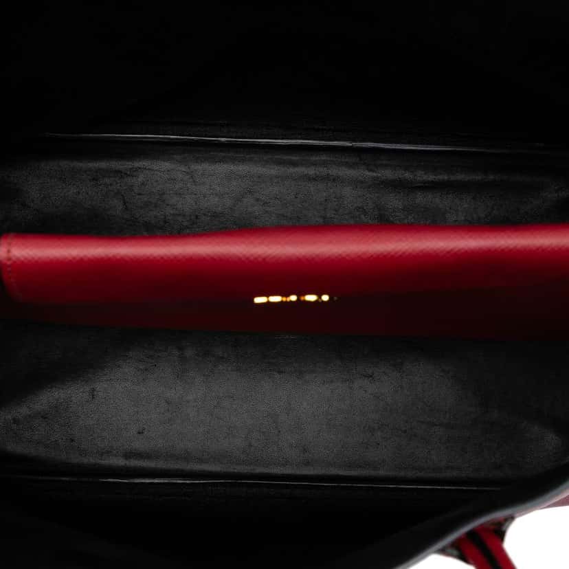 Prada Medium Saffiano Cuir Double Satchel Red Leather Very good condition - Model View