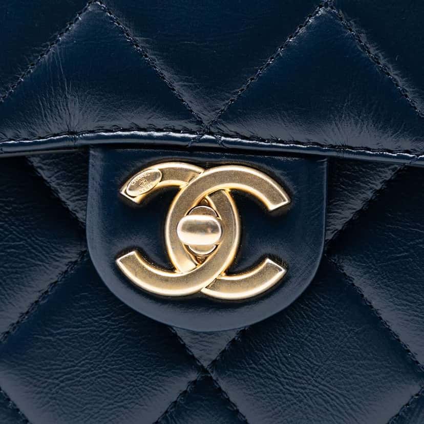 Chanel Mini CC Quilted Shiny Calfskin Round Moon Messenger Flap Blue Leather Good condition - Box View
