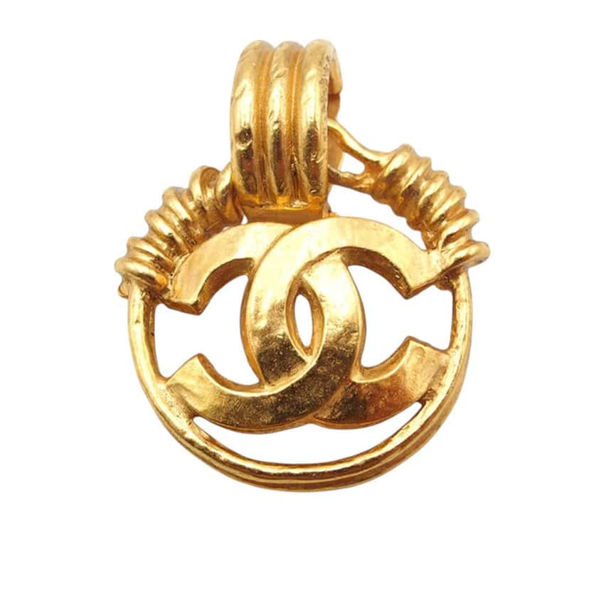 Chanel CC Gold Plated Round Clip On Earrings Gold Metal Good condition - Back View