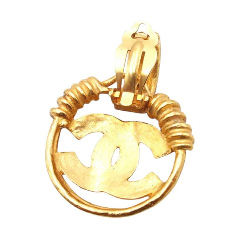 Chanel CC Gold Plated Round Clip On Earrings Gold Metal Good condition - Inside View