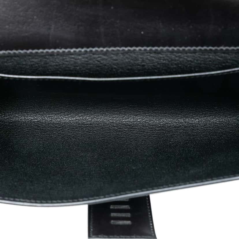Hermès Tadelakt Medor Clutch 23 Black Leather Good condition - Model View