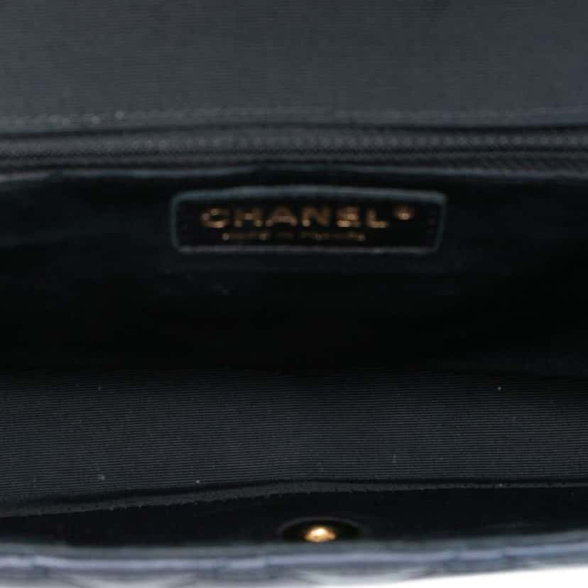 Chanel Large Bicolor Quilted Lambskin Elegant CC Flap Blue Leather Good condition - Model View