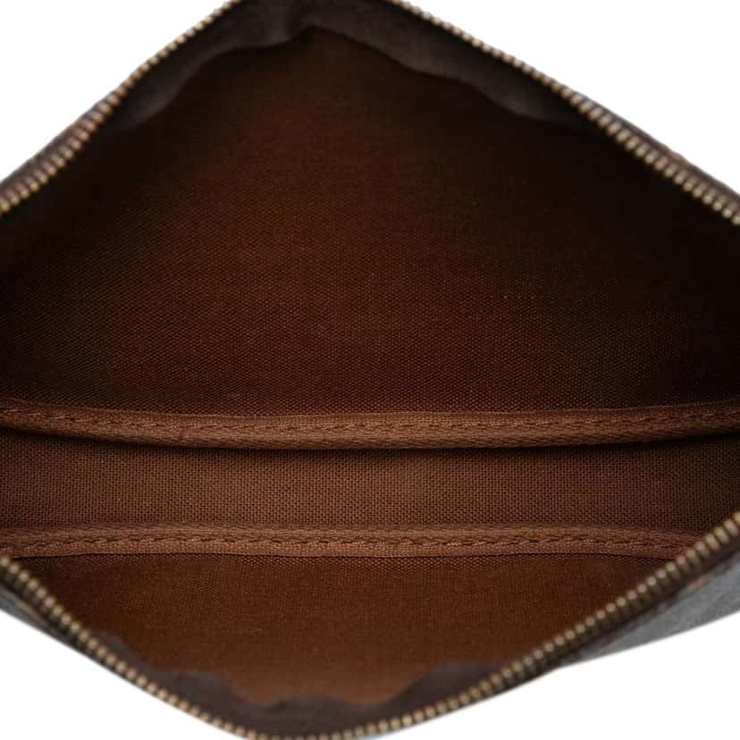 Louis Vuitton Monogram Pochette Accessoires Brown Good condition - Model View
